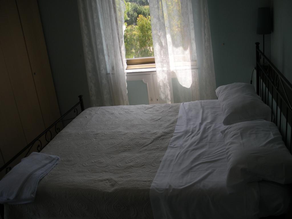 ローマ Casa Garbata Bed & Breakfast 部屋 写真