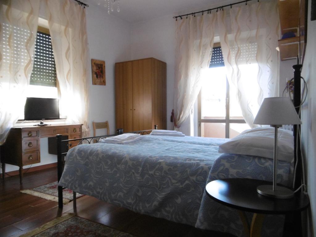 ローマ Casa Garbata Bed & Breakfast エクステリア 写真