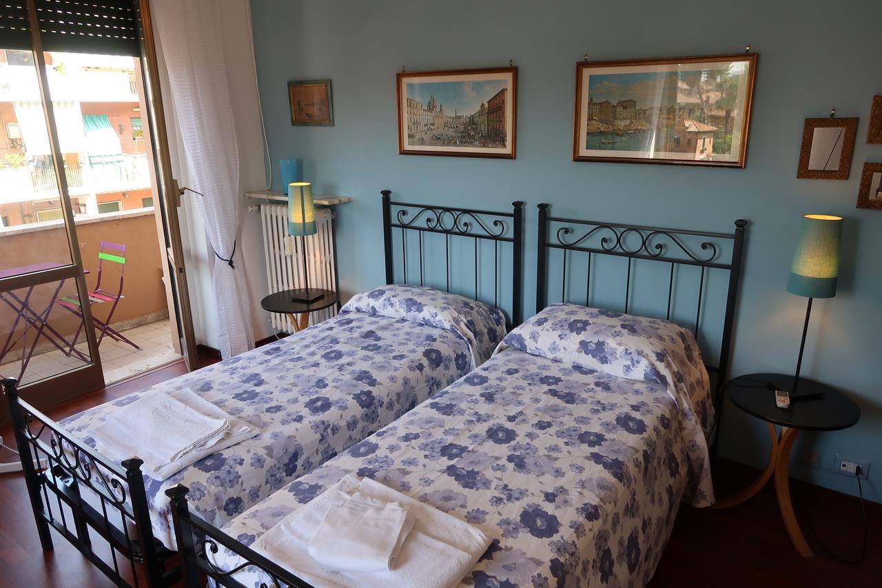 ローマ Casa Garbata Bed & Breakfast エクステリア 写真